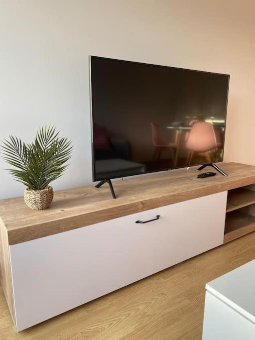 Apartamento A Pie De Playa La Pepa Burela Экстерьер фото